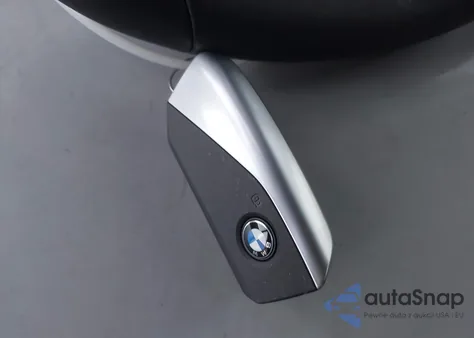 2026 BMW 530I z USA, uszkodzony, nr VIN WBA43FJ09TCW43084